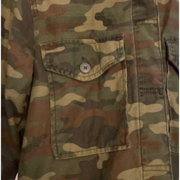 American Eagle “NAH” broken‎ heart camouflage jacket., Size Small - Picture 3 of 6